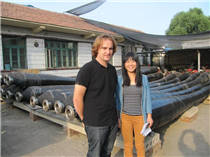 國(guó)外客戶(hù)參觀工廠并達(dá)成合作協(xié)議